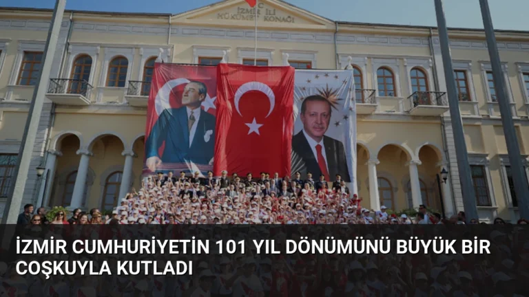 İzmir Cumhuriyetin 101 yıl dönümünü büyük bir coşkuyla kutladı